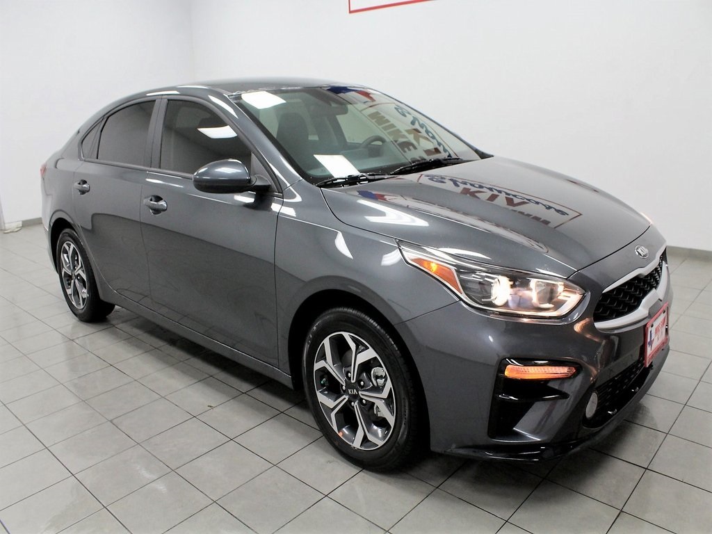 New 2020 Kia Forte LXS 4D Sedan #K251661 | Mike Shaw Kia